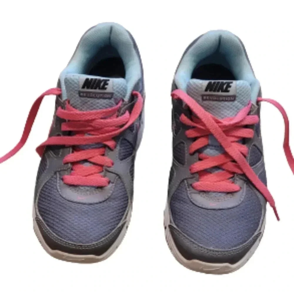 Nike Revolution Women's size 6.5